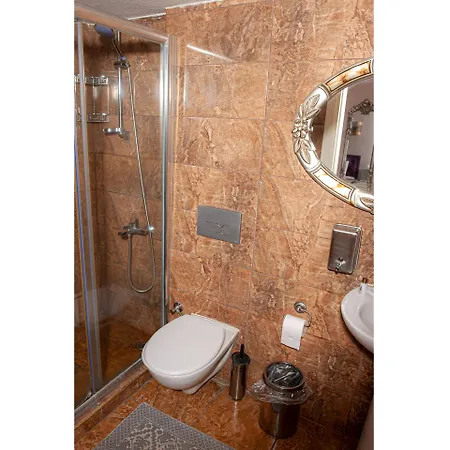 Yesim Apartman